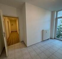 2 Zimmer Wohnung Erstbezug nach Renovierung. Ludwigshafen Hemshof - Ludwigshafen am Rhein Ludwigshafen-Hemshof