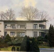 Kreuzberg: Neu zu vermieten - 2.998,00 EUR Kaltmiete, ca.  250,00 m² in Kronach (PLZ: 96317)