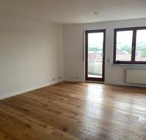 Zur Miete - 2,5 Zi. mit Balkon und Aussicht - 72644 Oberboihingen