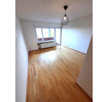 Helle 1-Zi.-Wohnung mit Balkon+Stellplatz+Keller in Wü.-Lengfeld - Würzburg