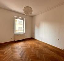 2‑Zimmer-Altbauwohnung mit Loggia in Stuttgart-West