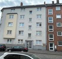 **Aufgepasst! Renovierte 2-Zimmer-DG-Wohnung in Neudorf (4. Etagekein Aufzug)** - Duisburg Duisburg-Mitte
