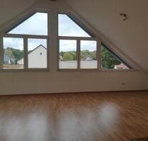 125 qm ab 01.12.2025 - 1.490,00 EUR Kaltmiete, in Waldbüttelbrunn (PLZ: 97297)