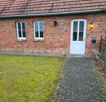 Schöne, ruhig gelegene 2ZKB Wohnung mit Gartenanteil - Jüterbog