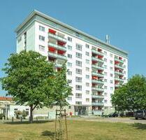 Singlewohnung mit Balkon! - 294,00 EUR Kaltmiete, ca.  30,00 m² in Halle (Saale) (PLZ: 06130) Damaschkestraße