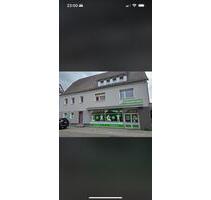 4 Zimmer Wohnung - 1.100,00 EUR Kaltmiete, ca.  90,00 m² in Sachsenheim (PLZ: 74343)