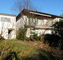 Lichtdurchflutetes 1-2 Familienhaus, freistehend, 2 Bäder, Garage - Ruppichteroth