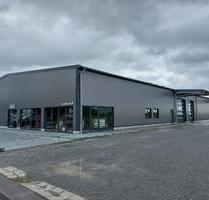 Lagerhalle, Halle - 5.000,00 EUR Kaltmiete, ca.  8,00 m² in Gochsheim (PLZ: 97469)