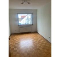 Zentral gelegene renovierte Eigentumswohnung. Provisionsfrei - Bochum Altenbochum