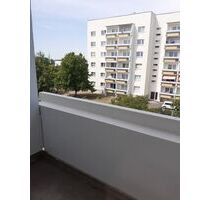 Azubis und Singles aufgepasst-1 Zimmer mit Balkon und Aufzug! - Grimma