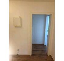 Vermiete 2-Raum Wohnung - 550,00 EUR Kaltmiete, ca.  40,00 m² in Rostock (PLZ: 18055)