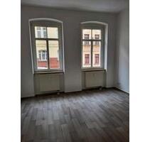schöne 2 Zimmer Wohnung mit Balkon in Altenburg