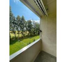 sonnige 2- Raumwohnung in Großschirma mit Balkon, Nähe Dresden