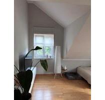 Schöne Wohnung 2 Zi. Kü. Bad incl neuer Küche. - Saarwellingen