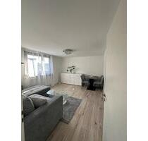 Lichtdurchflutete 3 Zimmer Wohnung Nähe Porsche S-Stammheim - Stuttgart Neuwirtshaus