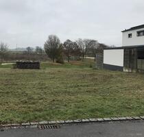 Bauplatz ohne Bauzwang, voll erschlossen - Kösching