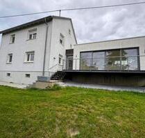 FREE STANDING HOUSE! w kitchen, 4 parking spaces & XXL terrace - 11 Minutes to Clay Kaserne - Wiesbaden Bierstadt