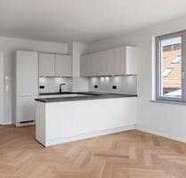 Erstbezug in eine traumhafte 3 Zimmerwohnung mit 2 Bädern, Balkon und offener moderner Einbauküche - Nauen