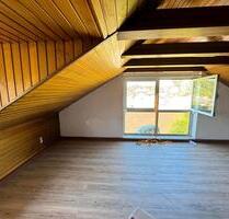 Provision frei DG Wohnung - 500,00 EUR Kaltmiete, in Hirschbach (PLZ: 92275)