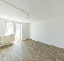 Frisch saniert & mit Ausblick – smarte 1-Zimmer-Wohnung mit Balkon in Löderburg - Staßfurt