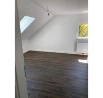 2-Zimmer-Dachgeschosswohnung in Anderten-Misburg - Hannover Buchholz-Kleefeld