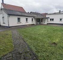 Haus in top Lage auf großem Grundstück in Raunheim zu verkaufen