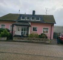 4-Zimmer-Wohnung mit Balkon und Garage in Kobern-Gondorf