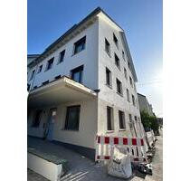 Erstbezug mit Terrasse & Einbauküche: Zentrale 3,5-Z-EG-Wohnung - Filderstadt