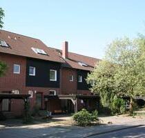 Eigenheimfeeling mit offener Küche und pflegeleichtem Garten! - Burgdorf