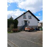 Einfamilienhaus mit ELW - 330.000,00 EUR Kaufpreis, in Reiskirchen (PLZ: 35447)