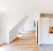 *Jetzt Umzugsbonus sichern!* Moderne Maisonette-Wohnung mit Balkon - Nürnberg Gaismannshof
