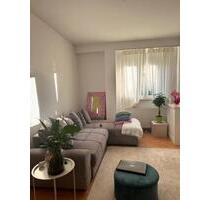 2-Zimmer Wohnung mit Einbauküche in ruhiger Lage (Stuttgart-Süd)