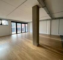 Jetzt 3-Raumloft im modernen Tabakquartier sichern.Parkett, EBK und großer Balkon! - Bremen Häfen