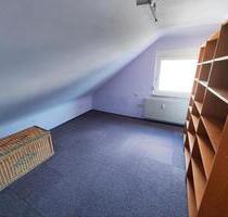 3ZKB DG in Altenwald - 500,00 EUR Kaltmiete, ca.  80,00 m² in Saarbrücken (PLZ: 66125) Dudweiler