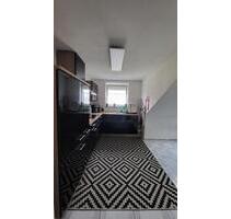 3-Zimmer-DG-Wohnung mit EBK & Gauben Obereisesheim - Neckarsulm