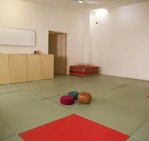 Yoga Gruppenraum zu vermieten - 150,00 EUR Kaltmiete, in Offenbach am Main (PLZ: 63071) Bieberer Berg