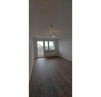 2-Zimmer-Wohnung mit Dusche und Balkon! - Dresden Prohlis