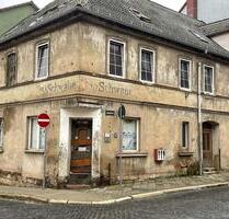 Sanierungsbedürftiges Mehrfamilienhaus - Apolda