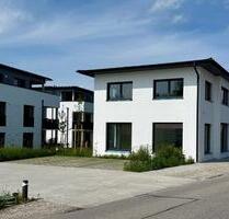 Energieeffizient & Modern - Hochwertige Büroräume (4-Zi) in zentraler Lage! - Tüßling