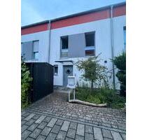 Schönes RMH in Baiersdorf für 1,5-2 Jahre möbliert. Bis 31.07.27
