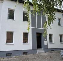 Erstbezug nach Sanierung - helle 4 Raumwohnung mit 100 m² in Bernburg - Bernburg (Saale)