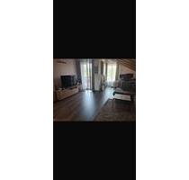 Großzügige 2 Zimmer - DG Wohnung mit sonnigem XL-Balkon - Altenmarkt an der Alz
