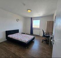 2 WG Zimmer zur vermieten - 620,00 EUR Kaltmiete, ca.  50,00 m² in Stuttgart (PLZ: 70173)