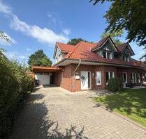 Neu renovierte DHH im Zentrum von Rhauderfehn mit EBK und Garten