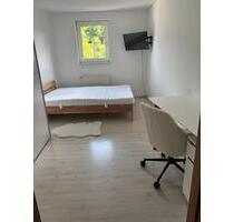 Mietwohnung - 2.300,00 EUR Kaltmiete, ca.  130,00 m² in Stuttgart (PLZ: 70329) Hedelfingen