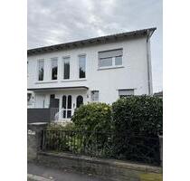 Attraktives & frisch renoviertes DH in sehr guter Lage - Karben