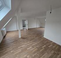 4 Zimmerwohnung - 1.000,00 EUR Kaltmiete, ca.  135,00 m² in Burbach (PLZ: 57299)