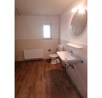 Sehr schöne 3 ZKB, Erdgeschoß, komplett saniert in Klostermoor - Rhauderfehn