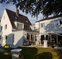 Exklusives, großzügiges Einfamilienhaus, Pullach Bestlage, großer Garten - Pullach im Isartal