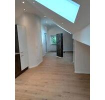 Schöne, helle Loft- Dachgeschosswohnung mit Einbauküche g - Püttlingen